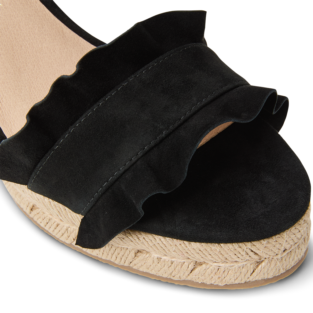 Rozette Ruffle Wedge